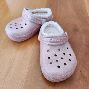Crocs Kids Size C9 Classic Fuzz Lined Clogs Pink Sparkly Glitter Toddler EUC